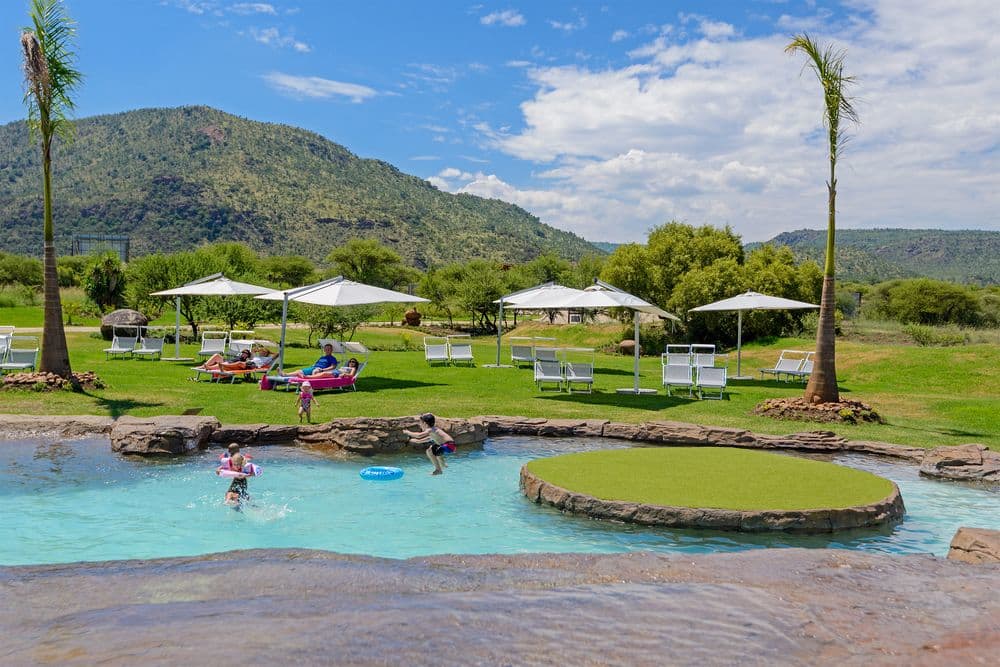 The Kingdom Resort 26-30 JAnuary ( 6 Adults 2 kids under 12 )
