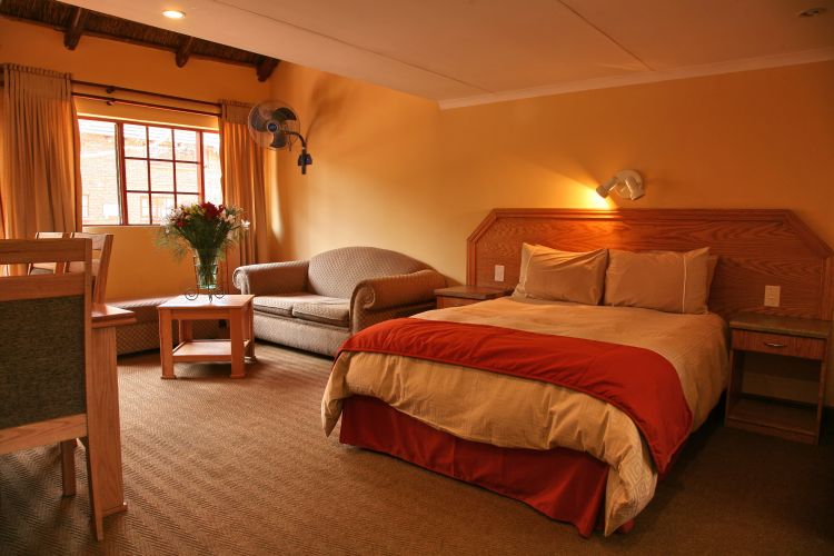 Various Mid Weeks Mount Amanzi ( 5 Sleeper)