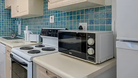 Various Midweeks @ Durban Spa ( 2 adult 2 kids under 12 )