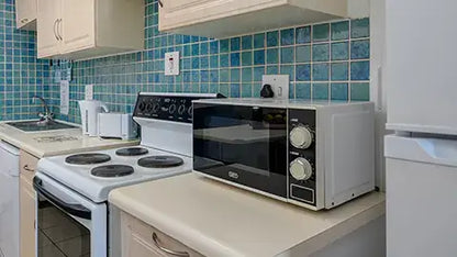 Various Midweeks @ Durban Spa ( 2 adult 2 kids under 12 )