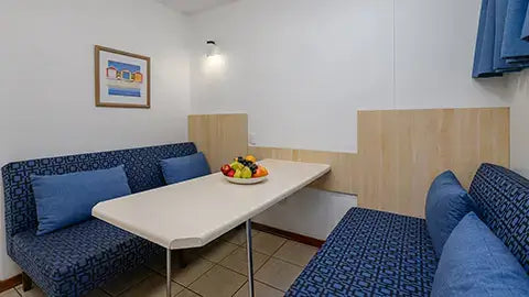 Various Midweeks @ Durban Spa ( 2 adult 2 kids under 12 )