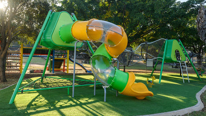 Various midweeks at Dikhololo Resort (2 adults 2 kids under 12)