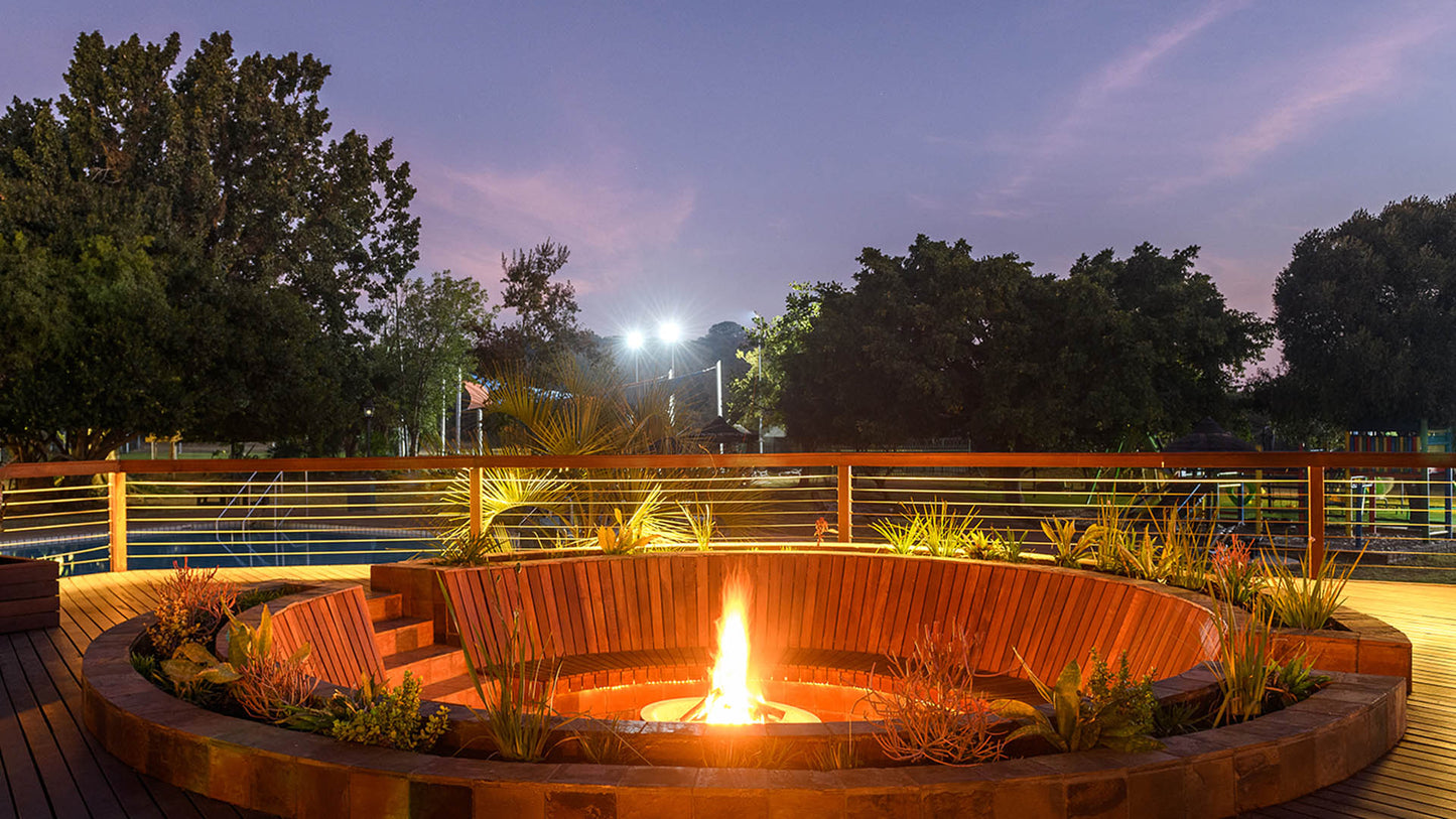 Various midweeks at Dikhololo Resort (2 adults 2 kids under 12)