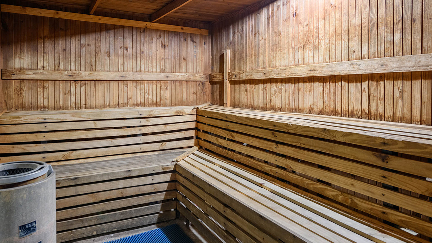 Various Midweeks @ Durban Spa ( 2 adult 2 kids under 12 )