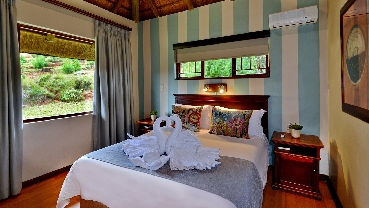 Christmas Midweek @ Crystal Springs mountain lodge 22-26 December (2 adult 2 kids under 12)