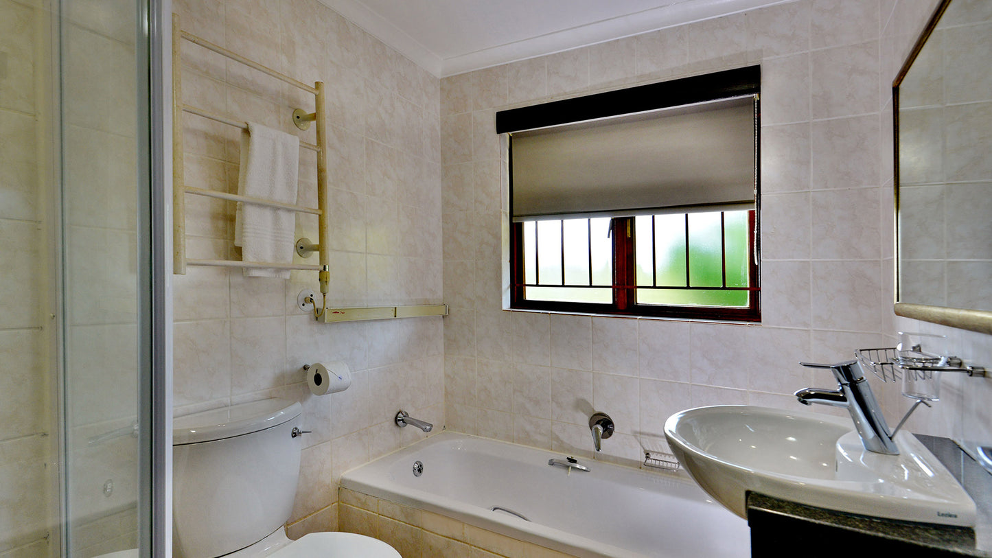 Christmas Midweek @ Crystal Springs mountain lodge 22-26 December (2 adult 2 kids under 12)