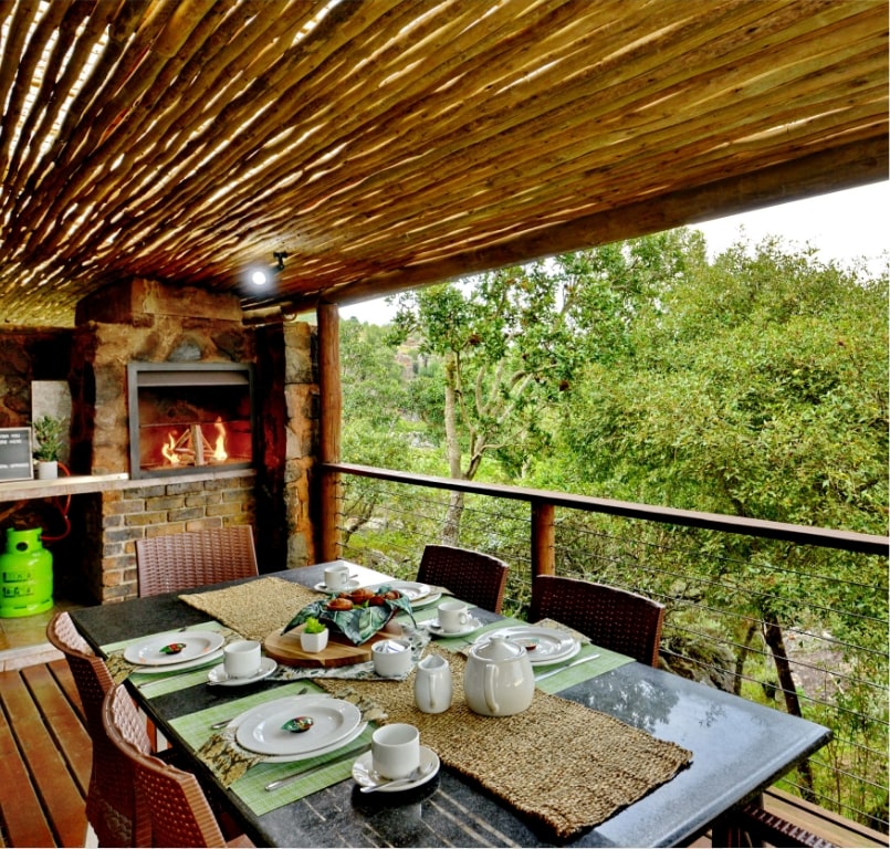 Various Midweeks @ Crystal Springs ( 4 adult 2 kids under 12)