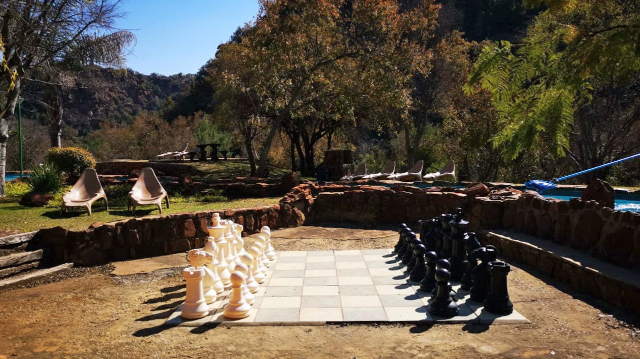 Various Midweeks at Little Eden Resort-8 Sleeper (6 adults, 2 kids)